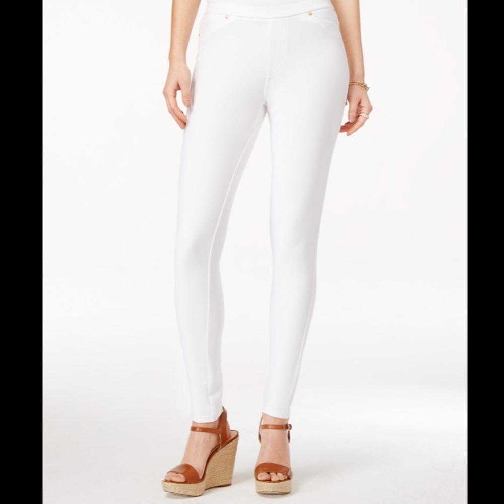 Michael Kors White Pants ♥️W/ FREE GIFT♥️